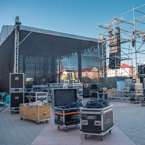 Escenario Móvil de Alta Calidad, Duradero y Más Vendido para Bodas al Aire Libre, Podio, Fondo de Escenario - Product Image 1