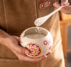 Barattolo per Spezie a Forma di Pulcino Carino e Semplice, Contenitore in Ceramica Dipinto a Mano con Coperchio e Cucchiaio - Product Image 5