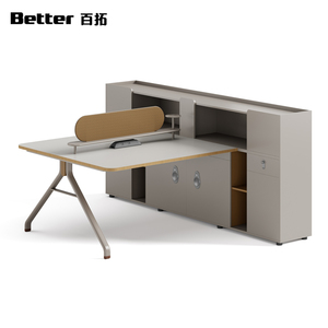 Estación de Trabajo Lineal Moderna para 4 Personas, Escritorio Modular para Personal con Pantalla Divisoria, Gabinete de Almacenamiento, Fácil Montaje para Oficina Abierta - Product Image 1