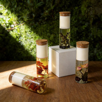 Aromatherapie-Kerzen schaffen eine gehobene Atmosphäre, geeignet für Hochzeiten, Geburtstagsgeschenke, Geschenkboxen, Trockenblumen.