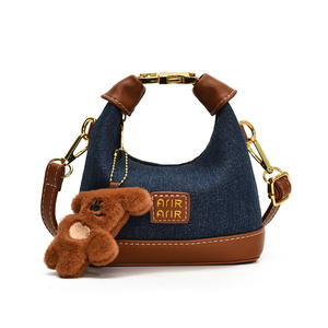 กระเป๋าหนังกลับสีน้ำตาลพร้อมพวงกุญแจตุ๊กตาหมีน่ารัก-กระเป๋าสะพายข้างแบบมีหูหิ้วด้านบนขนาดเล็กสำหรับผู้หญิง/เด็ก - Product Image 2