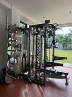 Rack de musculation multifonctionnel 3D avec Smith Machine et Crossover à câbles pour entraînement de force