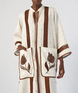 Livraison rapide matériau respirant à la mode femmes tenue décontractée doux coton Placement broderie robe élégante tunique Boho robe