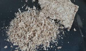 Bloc de rasage du bois pressé 15KG pour la literie des animaux rasage du bois au prix le plus bas - Product Image 4