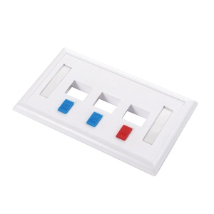 <span class=keywords><strong>Plaque</strong></span> murale Ethernet Type 120 à 1/2/3/4/6 ports avec fenêtre d'identification et obturateur pour module Keystone RJ45 - Product Image 3