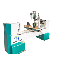 Tour à bois multifonctionnel CNC Mustang MT1530W avec moteur 4 kW et logiciel AutoCAD pour la fabrication de rampes d'escalier et de pieds de meubles