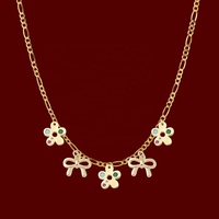 Pendentifs classiques en acier inoxydable 2025 : étoile de mer, fleur, bottes fraise, serpent, papillon pour bijoux femme