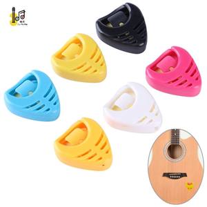 2023 nouvel article instruments de musique <span class=keywords><strong>plastique</strong></span> en forme de coeur coloré facile à coller guitare médiator étui accessoire à vendre - Product Image 1