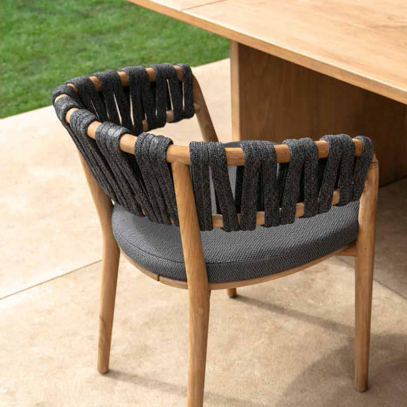 เก้าอี้รับประทานอาหาร