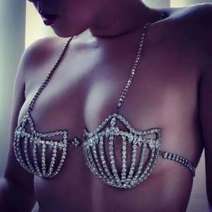 เสื้อชั้นในฝังเพชรแบบใหม่ขายส่ง,มีโซ่ร้อยร่างกายเซ็กซี่รักลึกอุปกรณ์เสริมใหม่ - Product Image 2