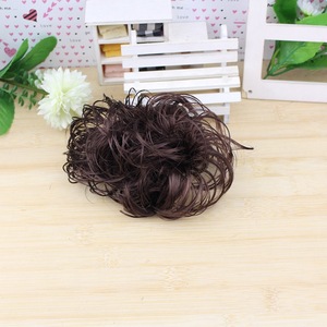 <span class=keywords><strong>Perruque</strong></span> chignon grande taille pour femme, style européen et américain, avec bonnet en maille élastique, accessoire de mode pour photographie, couleur aléatoire - Product Image 3