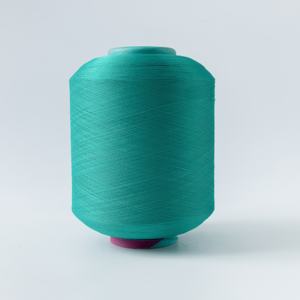 Fil textile antibactérien et désodorisant, teint, à âme filée, 2075 3075 4075, en polyester simple recouvert de spandex (SCY) pour le tricotage - Product Image 1