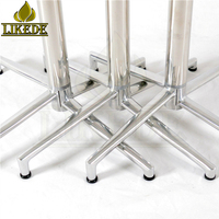 Base de table pliante en aluminium sur mesure avec design empilable pour projets OEM