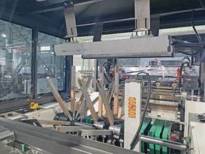 800bfs meta 500 pcs/मिनट हाई स्पीड साइड सीलिंग पंचिंग विकेट प्लास्टिक बैग बनाने की मशीन - Product Image 2