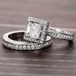 Elegante Set di Anelli Geometrici a Due Pezzi per Donne, Gioielli di Lusso per Matrimoni e Moda - Product Image 3