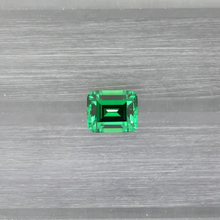 lab created emeralds raw material synthetic emerald price per carat