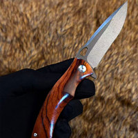 Couteau pliant Crucible Wootz Steel 60 HRC, traité thermiquement sous vide, manche en bois de fer du désert, 18 cm, ouverture par flipper, trou pour le pouce, couteau de poche