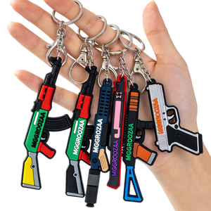 Llavero de PVC blando al por mayor, llavero de <span class=keywords><strong>silicona</strong></span> 2D con forma de máquina de fuego, llavero de metal y goma con forma de dibujos animados - Product Image 3
