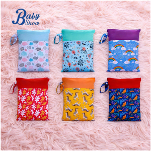 Borsa Riutilizzabile di Alta Qualità 25*35cm Resistente all'Acqua con Doppia Tasca e Blocchi di Colore per Conservare Pannolini, Vestiti o Altri Oggetti - Product Image 1
