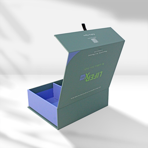 Caja de Regalo Ecológica y Reciclable de Cartón Rígido con Solapa Magnética y Almacenamiento para Extensiones de Cabello Sintético y Humano - Product Image 3