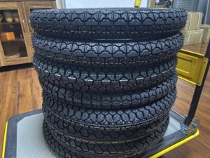 Pneus de moto FLORESCENCE Heavy-Duty Cruiser Tubeless 6PR 8PR Moto 110/90-16 arrière, pneus de cruiser et de route de qualité supérieure - Product Image 3