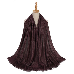 Syal sutra imitasi pola Jacquard baru Indonesia untuk wanita 70*175CM syal Polyester Glitter berkilau bungkus kepala hijab Muslim - Product Image 6