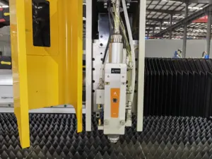 Máquina de corte de ferro fundido aço inoxidável, placa de metal e máquina de corte a laser de fibra de tubo