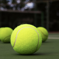 Balles de tennis ITF en caoutchouc haute élasticité et durables, fabriquées en Chine par Apepulse, rebond de 130-138 cm, logo personnalisé, entraînement
