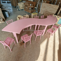 Ensemble de table pour enfants en forme de S, moderne, portable, blanc et rose, avec bords arrondis anti-rayures, idéal pour la location événementielle