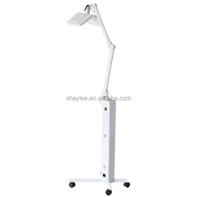 Beauty Salon Using Professional Pdt 7 Color Phototherapy Skin Care Equipment