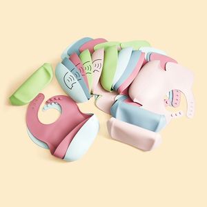 Baberos de Silicona de Grado Alimenticio Libres de BPA, Baberos Suaves e Impermeables Ajustables para Niños Pequeños, Fáciles de Limpiar, Artículos de Alimentación para Bebés Libres de BPA - Product Image 1
