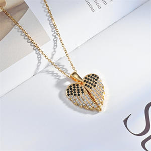 परी पंख वाले दो पंखों के दिल के आकार को हीरे और काले जिरकोनियम पत्थर स्टेनलेस स्टील हार - Product Image 4