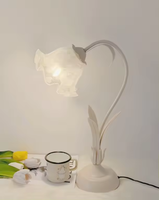 Zèle éclairage lampe de table en verre nordique moderne lampe de chevet en forme de fleur avec lampes de table en verre LED pour restaurant
