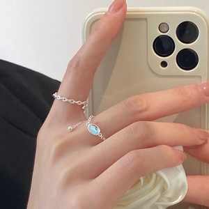 FY-JZ110 Anello da Donna di Alta Gamma con Pietra Blu in Argento <span class=keywords><strong>Sterling</strong></span> S925 Design di Nicchia alla Moda con Catena Morbida Estraibile Zircone per Indice Regolabile - Product Image 1