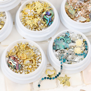 Adornos de Uñas con Conchas de Perla, Lentejuelas Metálicas, Colgantes de Aleación, Accesorios de Joyería para Arte de Uñas DIY - Product Image 4