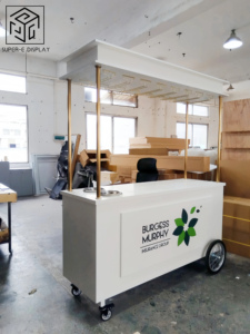 <span class=keywords><strong>รถ</strong></span><span class=keywords><strong>เข็น</strong></span>ขนมแชมเปญโลหะสำหรับงานแต่งงานรถเข็นลูกอมสำหรับตกแต่งงานปาร์ตี้อุปกรณ์ประกอบฉาก<span class=keywords><strong>รถ</strong></span><span class=keywords><strong>เข็น</strong></span>ขนมหวานแบบปรับแต่ง<span class=keywords><strong>ได้</strong></span> - Product Image 1