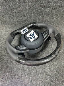 Volant en carbone semi-perforé avec bouton de démarrage R8 et sélecteur de mode de conduite pour <span class=keywords><strong>Audi</strong></span> <span class=keywords><strong>A3</strong></span> A4 A5 A6 C7 C8 Q3 Q5 Q7 4L SQ5 SQ8 TTRS - Product Image 6