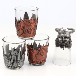 Verre à liqueur Souvenirs Viking de 60ml/2oz à logo personnalisé bon marché verres à liqueur en métal à sublimation 3D - Product Image 1