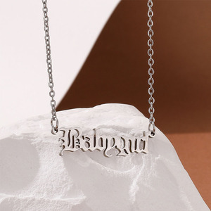 Vendite calde simpatiche collana pendente con catena a maglie iniziale con placcatura in oro nome di <span class=keywords><strong>ragazze</strong></span> in stile religioso gioielli in acciaio inossidabile per feste - Product Image 3