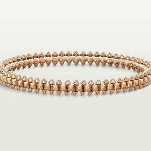 Bracciale Clash De Kardia Placcato Oro 18K con Borchie, Perle Rotonde e Borchie Quadrate - Gioiello dal Design Eccezionale - Product Image 1