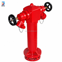 Hydrant d'incendie en fonte Kunan, revêtement en poudre rouge, trois sorties, dôme supérieur avec capuchons à chaîne pour l'alimentation des rues municipales