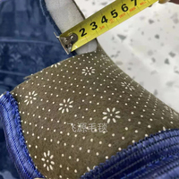 Usine en gros 100% Polyester brillant velours tapis de prière à la main tapis de prière islamique lavable pour un usage domestique