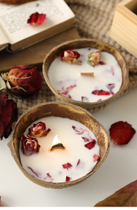 LANJO Handmade <b>Coconut</b> <b>Shell</b> Dried Flower Scented Candle with Wooden Wick for Home Decoration and Mother's Day - Product Image 3