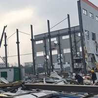 Atelier préfabriqué Entrepôt préfabriqué Structure en acier Hall Entrepôt Cintre