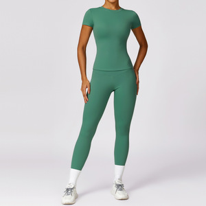 Setelan Olahraga Wanita 2 Potong, Kaos Lengan Pendek Ketat Bahan Nylon dan Legging, Setelan Workout untuk Wanita Musim Gugur 2025 - Product Image 5