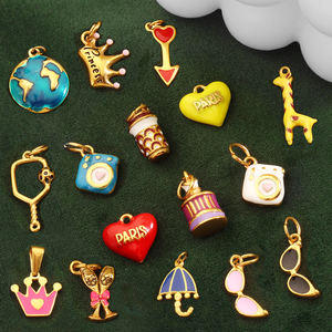 Ciondoli a Forma di Giraffa e Fotocamera all'Ingrosso, Placcati in Oro 18K, Acciaio Inossidabile, Smalto a Forma di Cuore, Tazza di Caffè di Parigi, <span class=keywords><strong>Charm</strong></span> Fai-da-Te per Creazione di Gioielli - Product Image 1