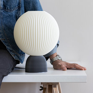 Mini capteur tactile de lampe de table rechargeable 3D pour chambre à coucher bureau de lecture utilisation de l'hôtel de chevet disponible E14 E26 Base d'ampoule alimentation cc/ca - Product Image 5