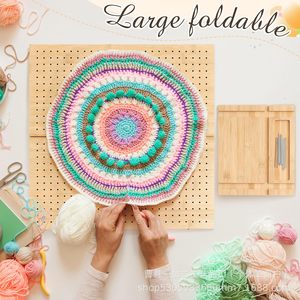 Support en bois pour crochets, base en bois massif faite à la main pour le tricot avec épingles métalliques pour projets d'artisanat - Product Image 2