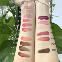 Baume à lèvres végétalien hydratant et repulpant, à pigmentation intense, changeant de couleur, saveur fruitée, avec applicateur à pression, marque privée, effet gloss et beurre pour les lèvres