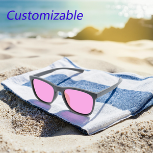 Lunettes de soleil rétro personnalisées 2026 avec verres polarisés en PC, protection UV400, monture légère et confortable, impression de logo pour le golf, le camping et les escapades de week-end - Product Image 3